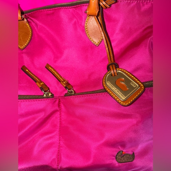 Dooney & Bourke Nylon Pink Satchel Tote Bag w/ Leather Trim & Shoulder Strap - Picture 11 of 17